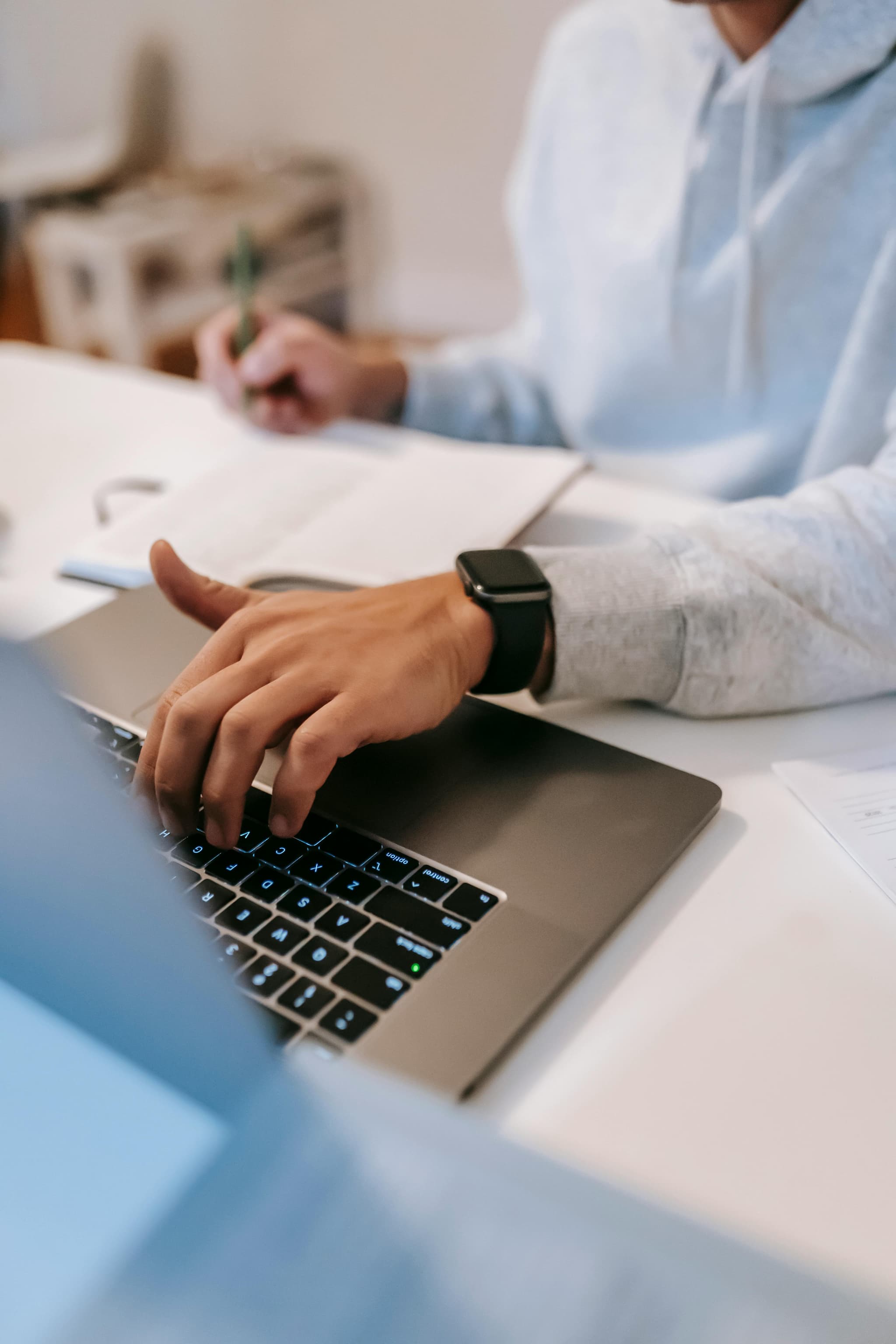 Before You Sign: 5 Key Questions to Ask a Software House